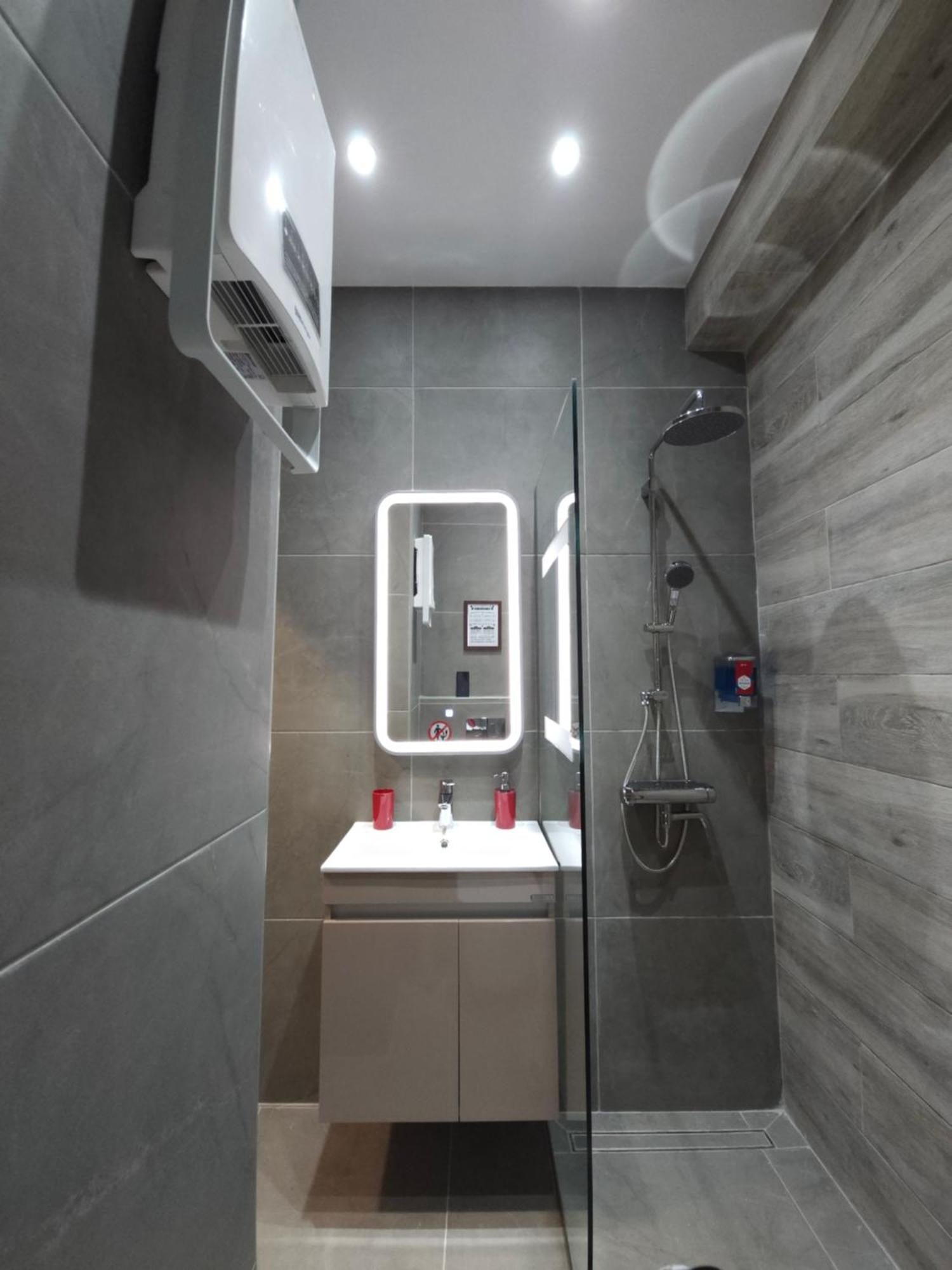 Dione Luxury Business Suite In The Heart Of Atenas Exterior foto