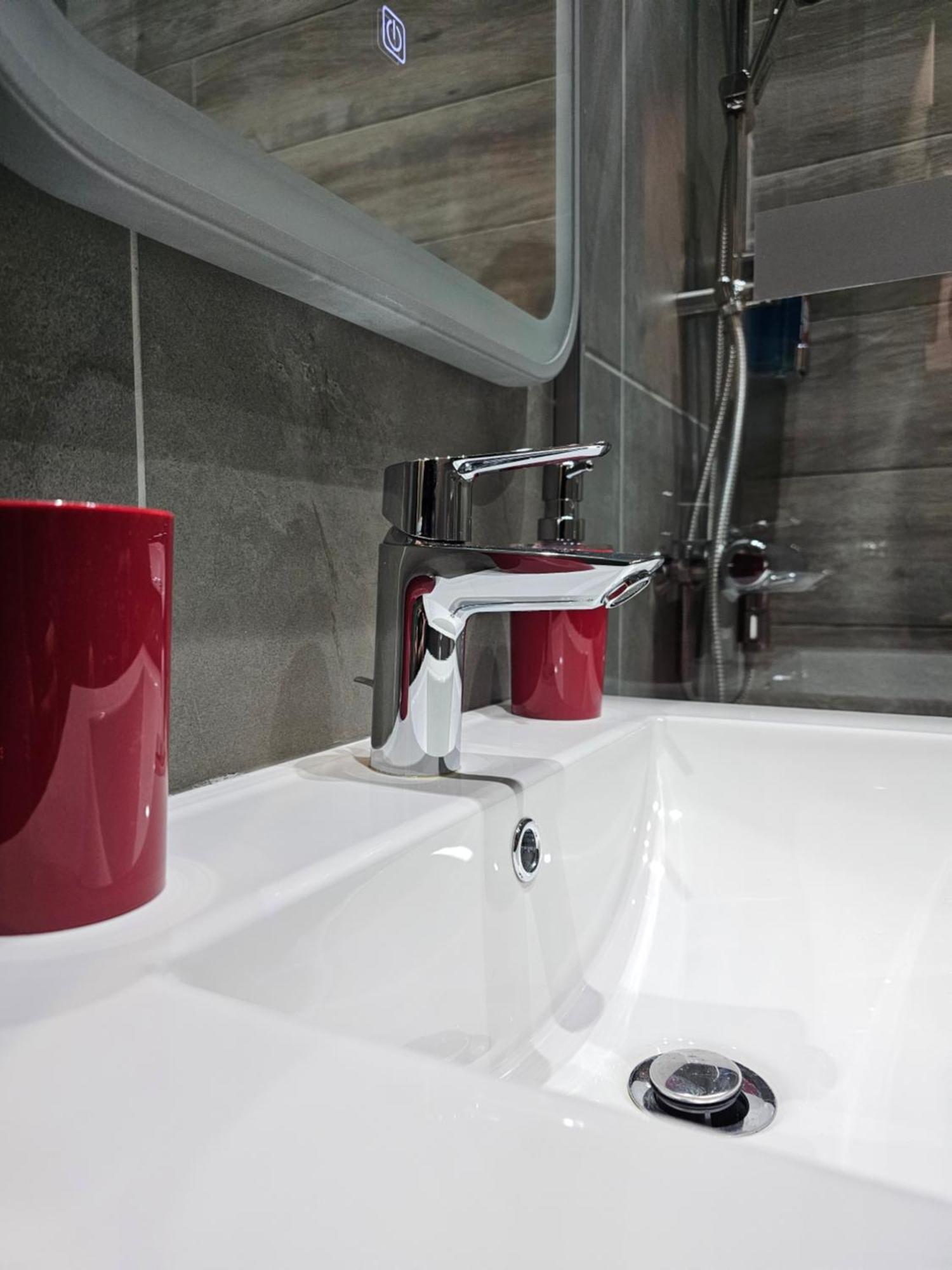 Dione Luxury Business Suite In The Heart Of Atenas Exterior foto