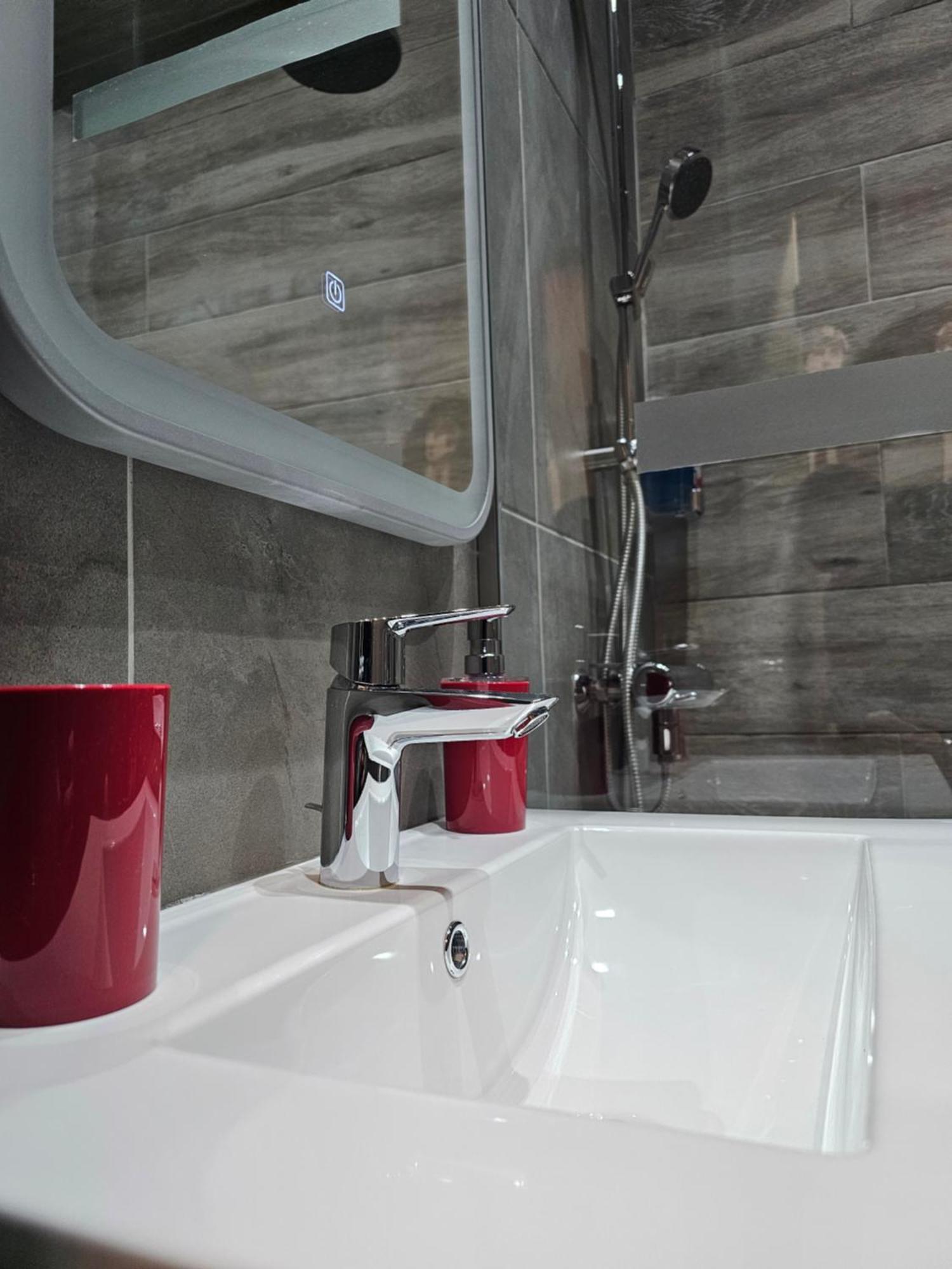 Dione Luxury Business Suite In The Heart Of Atenas Exterior foto